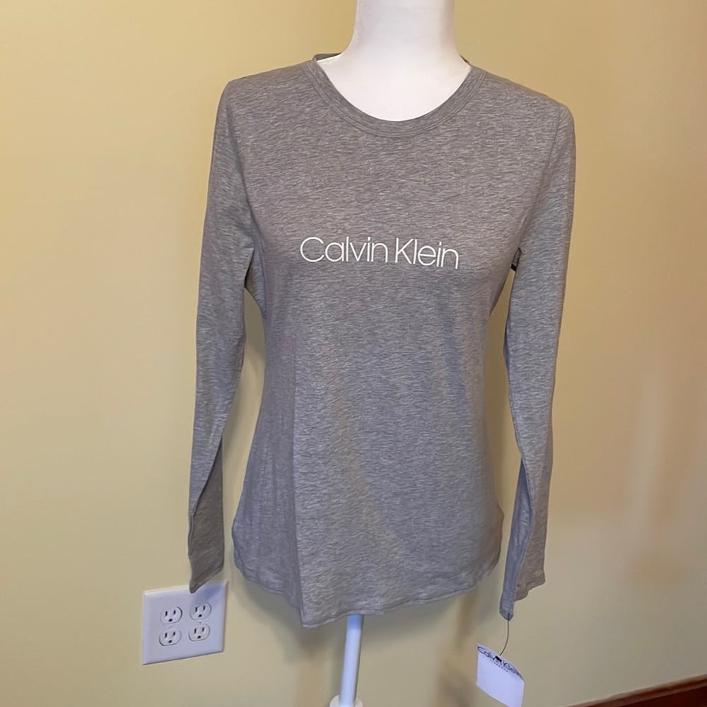 NWT Calvin Klein sleep shirt sleepwear long sleeve gray medium cozy pajamas
